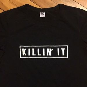 Black “Killin’ It” t-shirt